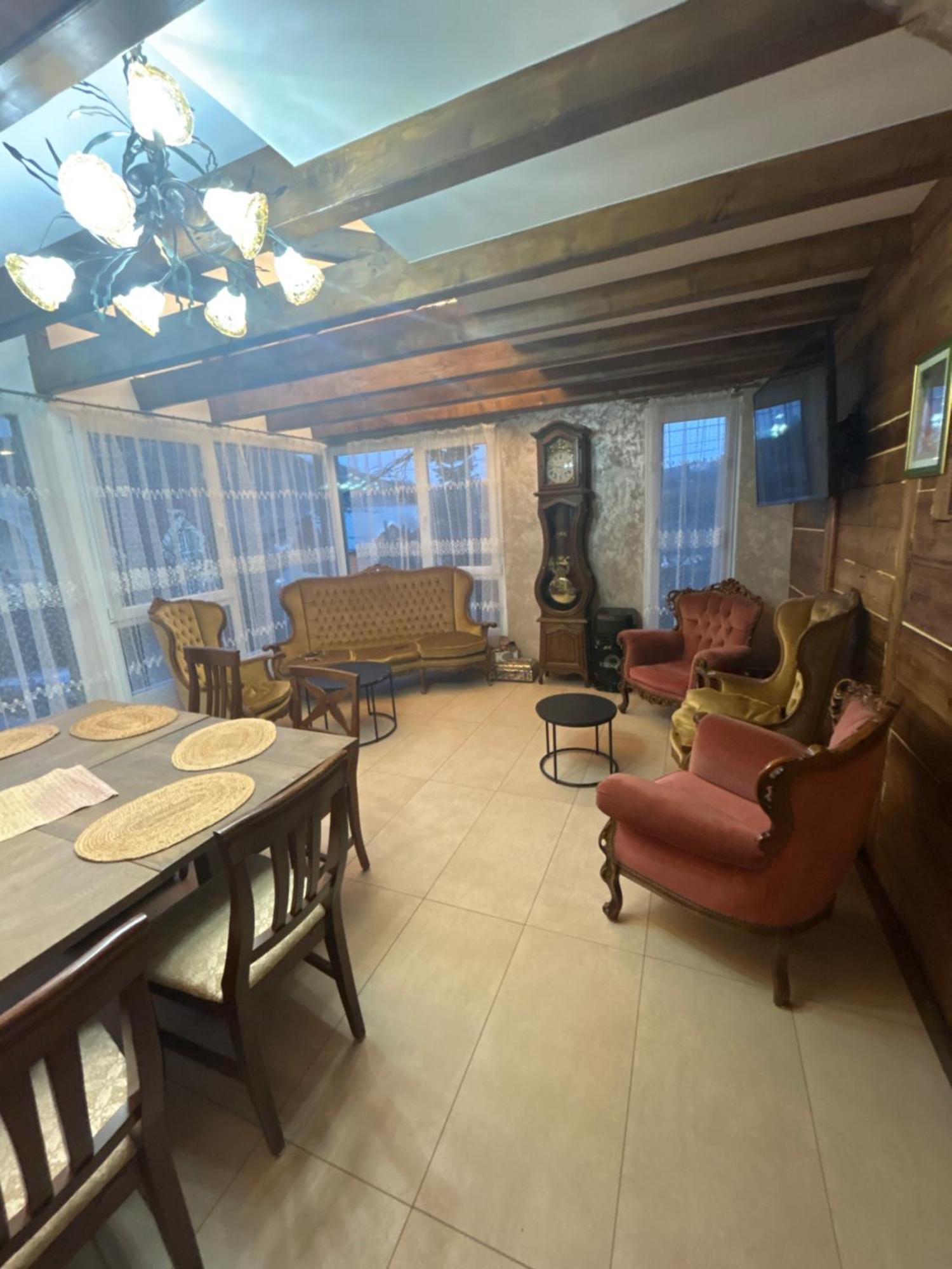 Casa Cu Magnolii Hotel Poienile Izei Exterior foto